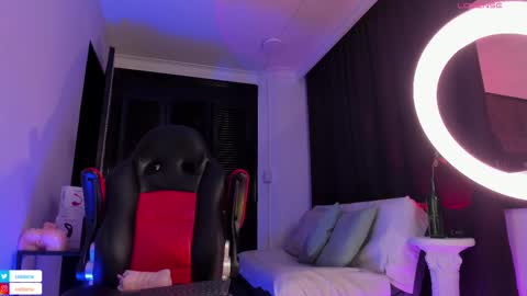 colstorw_ online show from September 11, 2:05 pm