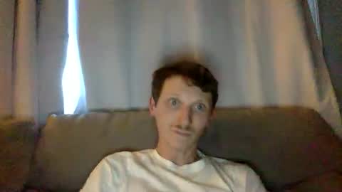 cominlive online show from March 22, 11:10 pm