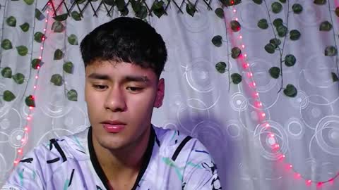 Snapshot of connor_michael chatting on October 7, 11:09 pm connor_michael online show from October 7, 11:09 pm