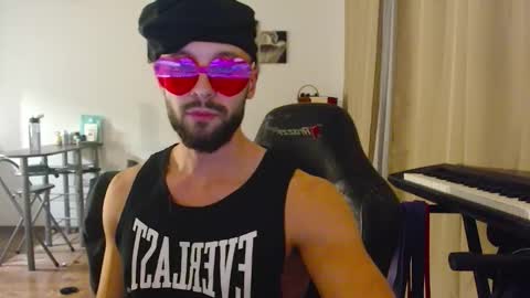 Stachu Jones online show from November 23, 4:40 pm