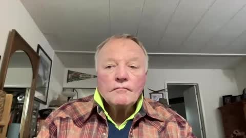 Snapshot of cookoosnest chatting on February 13, 12:13 am cookoosnest online show from February 13, 12:13 am