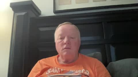 Snapshot of cookoosnest chatting on December 30, 3:13 pm cookoosnest online show from December 30, 3:13 pm