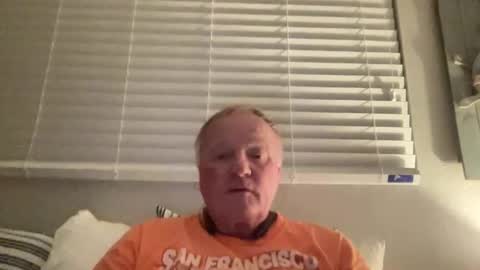 Snapshot of cookoosnest chatting on March 3, 3:28 am cookoosnest online show from March 3, 3:28 am