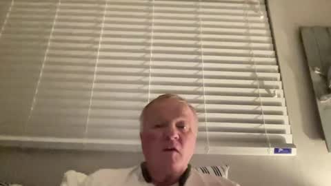 Snapshot of cookoosnest chatting on March 1, 5:53 am cookoosnest online show from March 1, 5:53 am