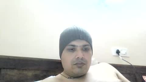 Snapshot of cool_breeze09 chatting on October 16, 11:51 am Cool Breeze09 online show from October 16, 11:51 am