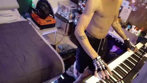 Corey online show from October 27, 7:16 pm