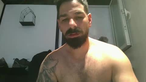 funcouple online show from February 4, 11:06 pm