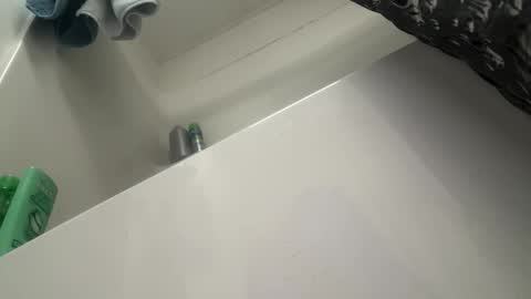 crazydill28 online show from February 16, 8:51 pm