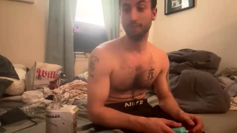 crazydill28 online show from March 22, 6:46 pm