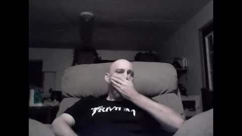Snapshot of crazyheratic8 chatting on October 13, 2:39 am crazyheratic8 online show from October 13, 2:39 am