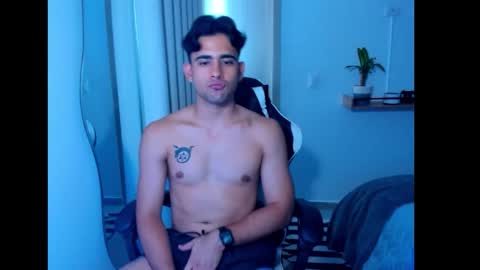 crissblack1 online show from March 1, 7:57 pm