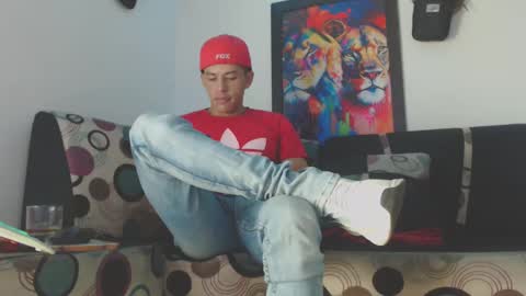 criistofer online show from January 29, 1:48 am