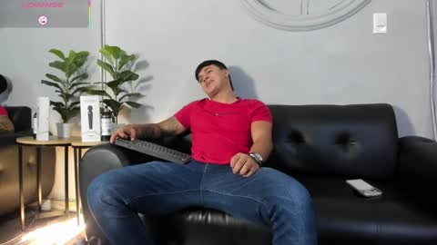 Cristopher online show from June 3, 2:33 pm