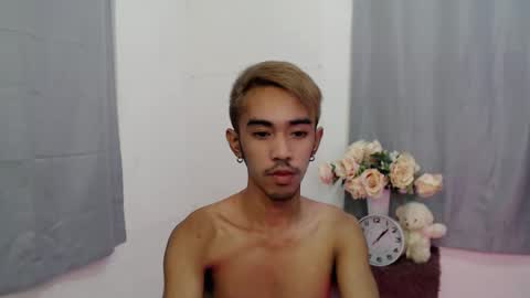 crocodale online show from October 26, 9:39 pm