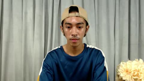 crocodale online show from March 10, 2:06 am