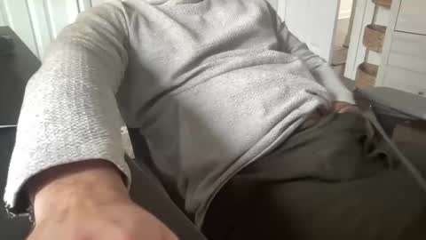 cuckgriff23 online show from March 3, 3:30 pm