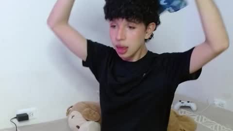 Cuddly online show from January 11, 6:28 am