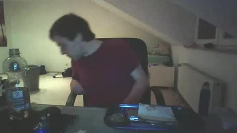 cuddlycrab48 online show from May 23, 2:39 am
