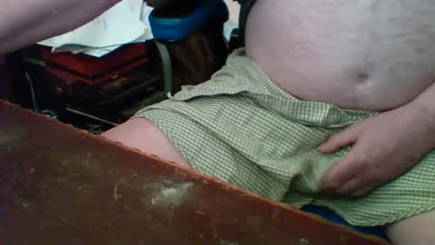 Snapshot of cum_a_lott chatting on January 25, 3:20 pm cum_a_lott online show from January 25, 3:20 pm