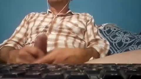 cumbian_chero online show from May 31, 6:09 pm