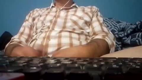 cumbian_chero online show from May 31, 5:08 am
