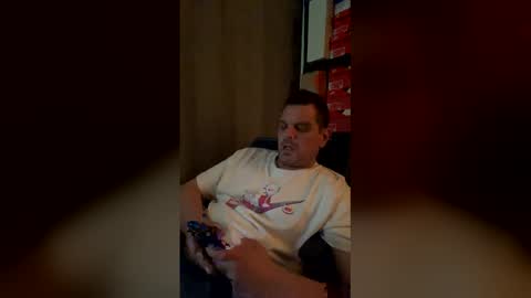 cummsalot425 online show from April 15, 12:05 pm