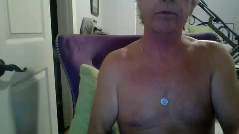 cumngetit910 online show from December 4, 11:56 pm