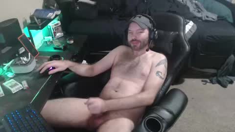 Snapshot of cumslinger2003 chatting on October 25, 11:56 am cumslinger2003 online show from October 25, 11:56 am