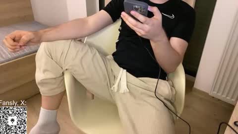 Mike  pvt is open online show from March 10, 8:37 pm