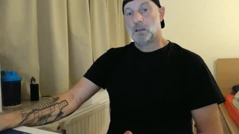 Curman85 online show from December 1, 10:57 pm