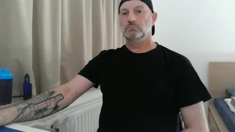 Snapshot of curman85 chatting on September 26, 11:02 pm Curman85 online show from September 26, 11:02 pm