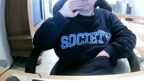 Cuteboy090 online show from November 6, 10:51 am