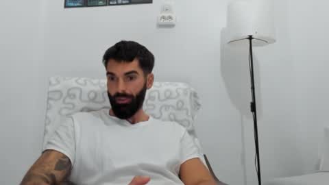 cuteeboy online show from November 4, 4:19 pm