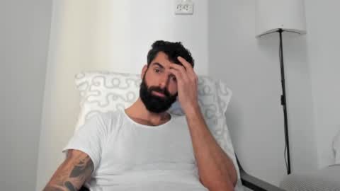 cuteeboy online show from November 24, 9:54 am