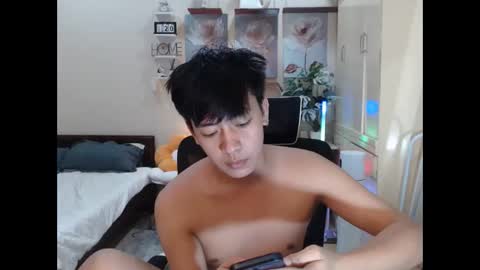 Neil Taylor online show from November 21, 7:24 pm