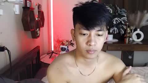 Neil Taylor online show from February 3, 6:51 am