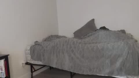 Snapshot of cwbym chatting on November 1, 6:06 am cwbym online show from November 1, 6:06 am