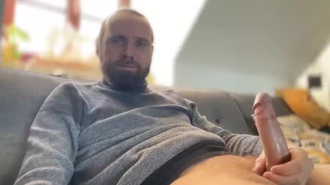 Snapshot of d0n_gi0vanni chatting on January 18, 9:34 am d0n_gi0vanni online show from January 18, 9:34 am