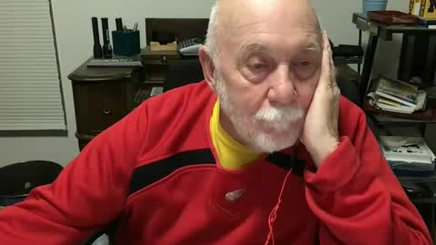 Snapshot of dack47 chatting on December 13, 3:16 am dack47 online show from December 13, 3:16 am