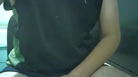 daddiesboy0811 online show from June 22, 7:14 am