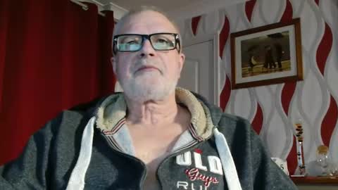 Brian ... online show from January 5, 8:56 pm