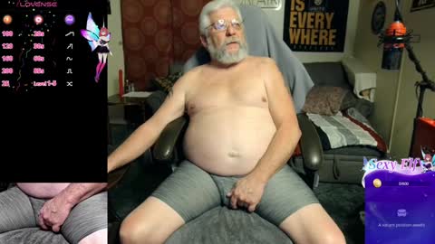 Snapshot of daddydom4fun chatting on January 30, 11:02 pm Daddydom4fun online show from January 30, 11:02 pm