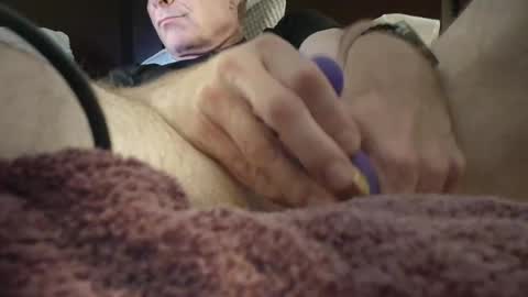 Daddy Runner online show from April 9, 6:19 am