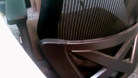 Snapshot of daddysmalls_55 chatting on February 28, 4:42 pm daddysmalls online show from February 28, 4:42 pm