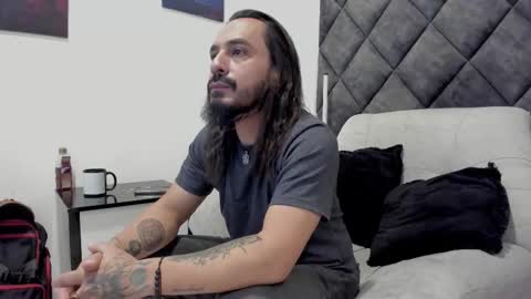 Daemon Dark online show from January 6, 10:30 am