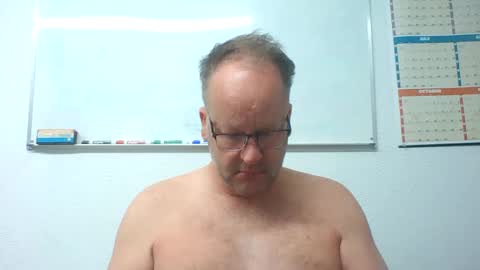 dallastxguy74 online show from December 15, 10:18 am