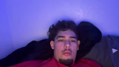 Snapshot of damiam_xj chatting on December 20, 3:00 pm damiam xj online show from December 20, 3:00 pm