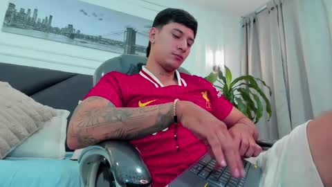 DAMIAN online show from November 14, 1:34 pm