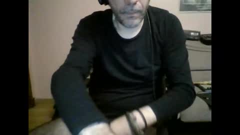 damianour online show from March 7, 6:54 pm