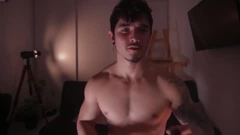 insta damn8   --------  online show from November 15, 12:56 am